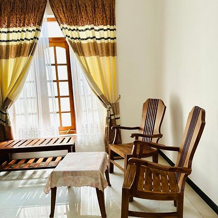 Welcome Family Guest House. Bentota Exterior photo