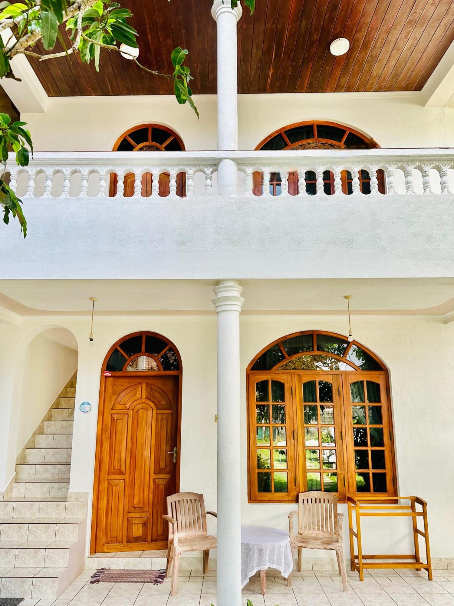 Welcome Family Guest House. Bentota Exterior photo